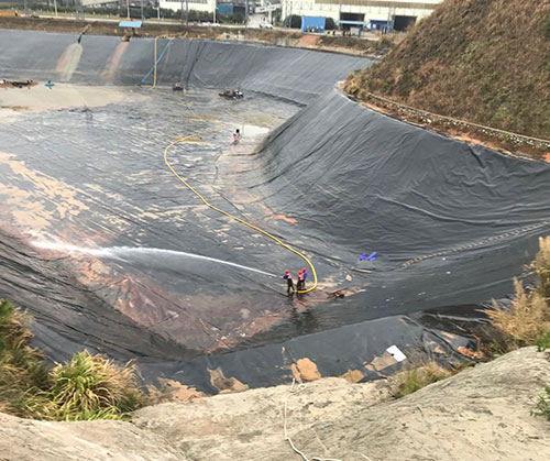 库车废水池清理