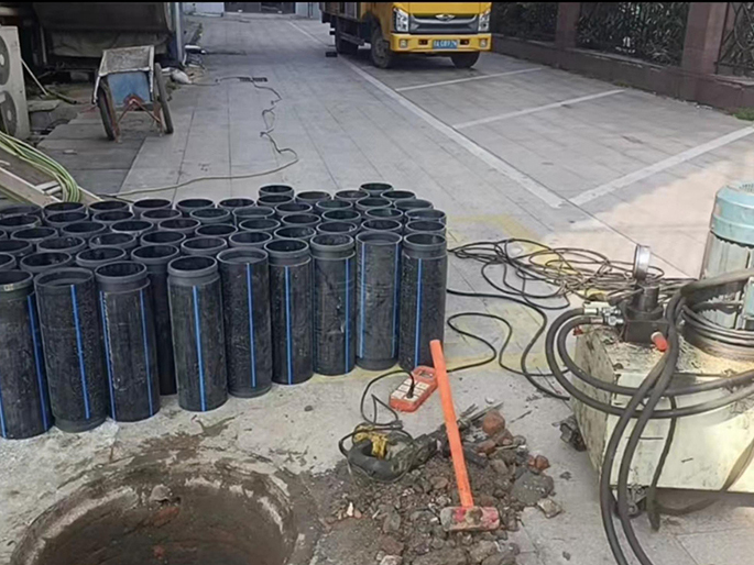 库车PE置换管厂家 DN315置换管 非开挖管短管置换